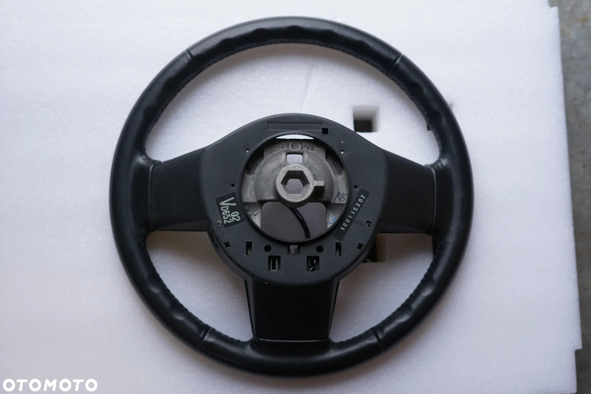 Kierownica skórzana multi Mazda 2 II DE - 6