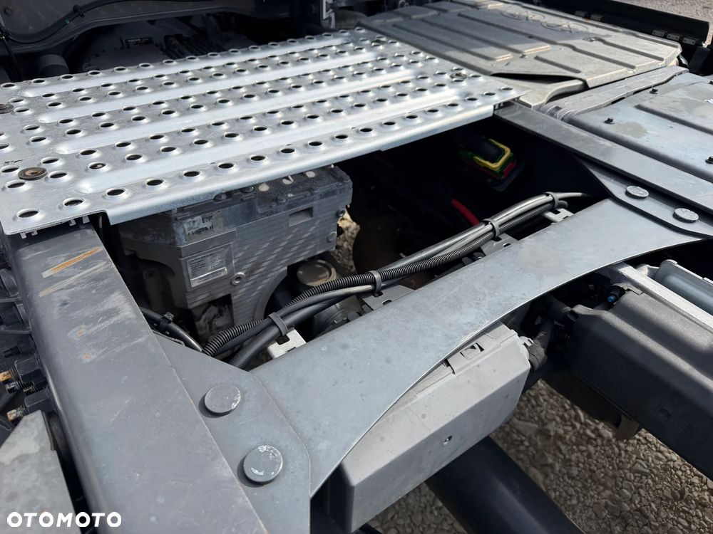 Volvo FH460 I-SAVE EURO6 D/ 2020 / RETARDER / STANDARD / HISTORIA - 11