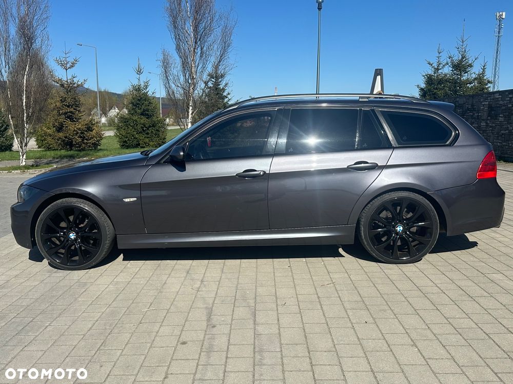 BMW Seria 3 325xi - 31