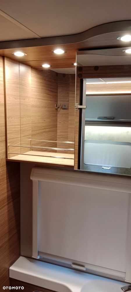 KNAUS LIVE WAVE 700MEG - 25