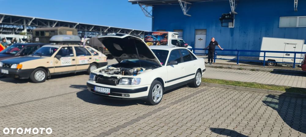 Audi 100 2.3 E - 8
