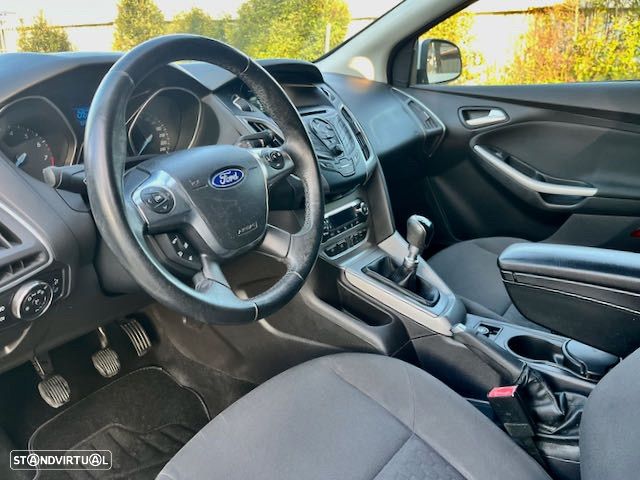 Ford Focus 1.0 EcoBoost S&S SYNC Edition - 13
