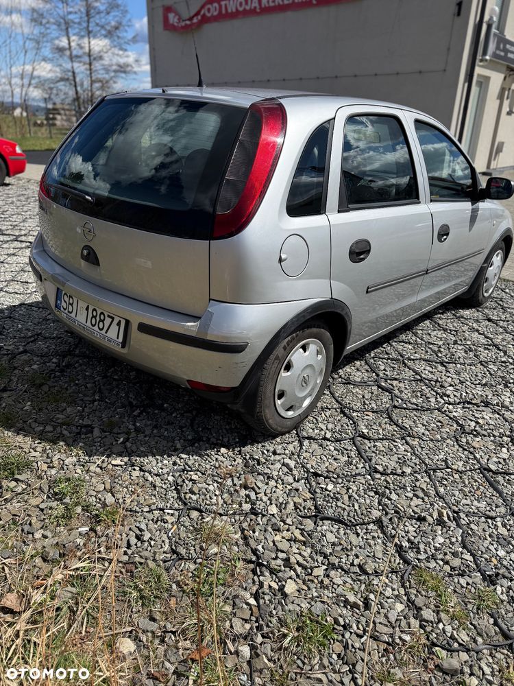 Opel Corsa 1.0 12V Cosmo - 5