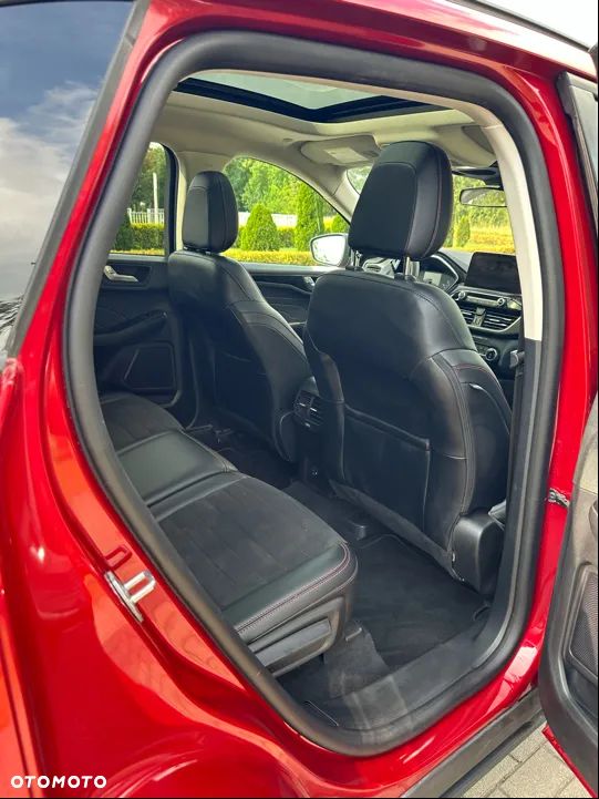 Ford Escape 2.0 EcoBoost AWD Titanium - 14