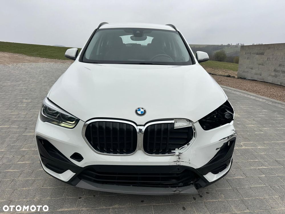 BMW X1 xDrive25e Business Edition - 2
