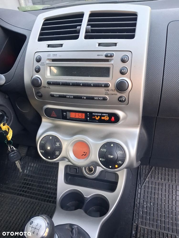 Volkswagen Touran - 7