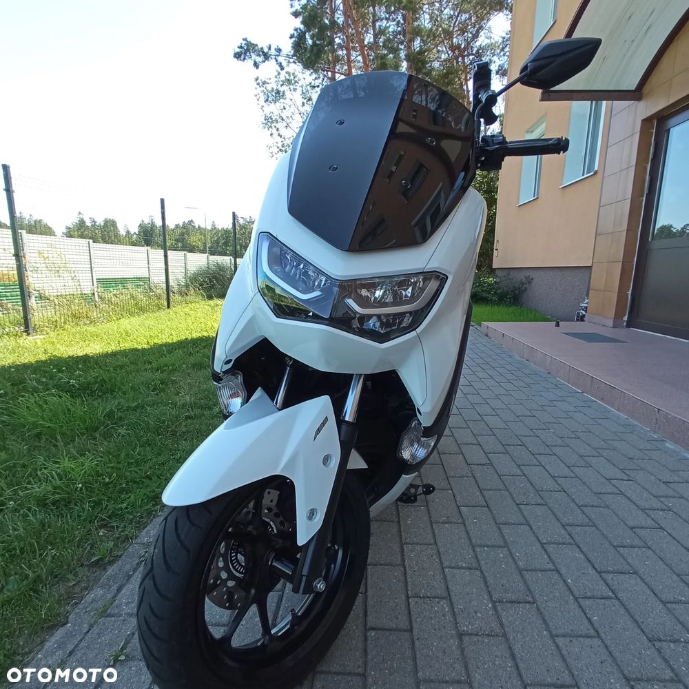 Yamaha NMAX - 9