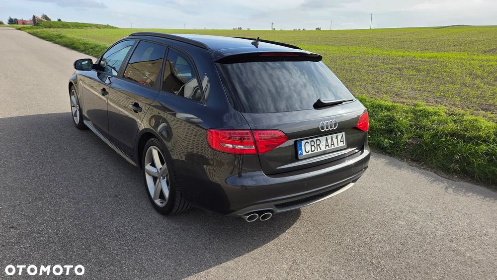 Audi A4 - 4