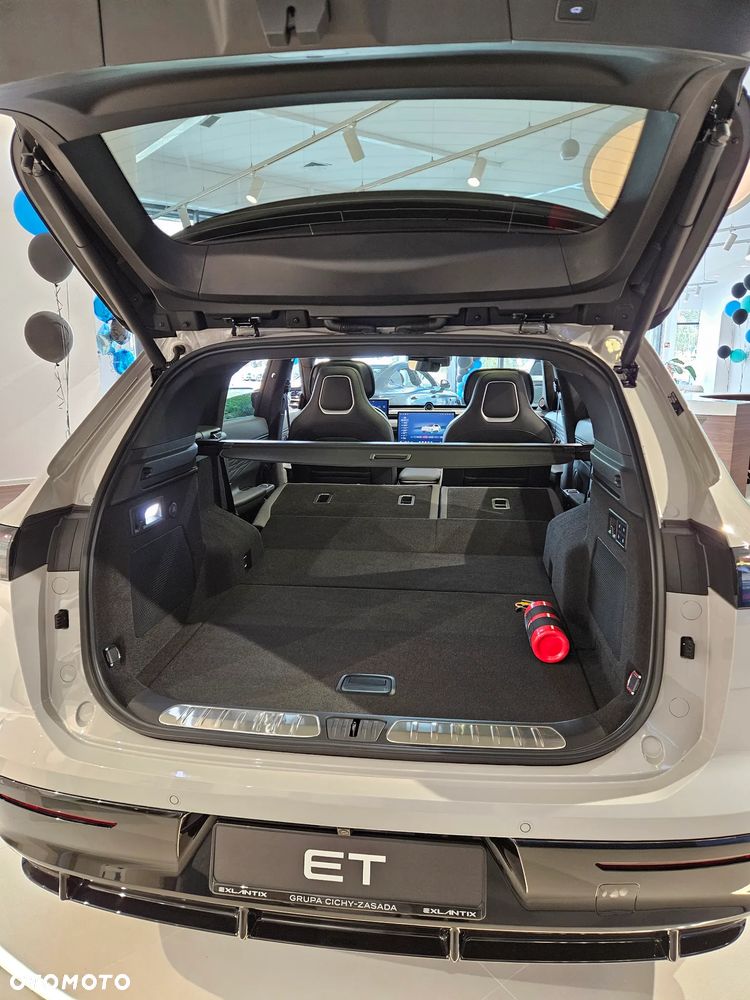 Exlantix ET 100kWh Premium AWD - 31