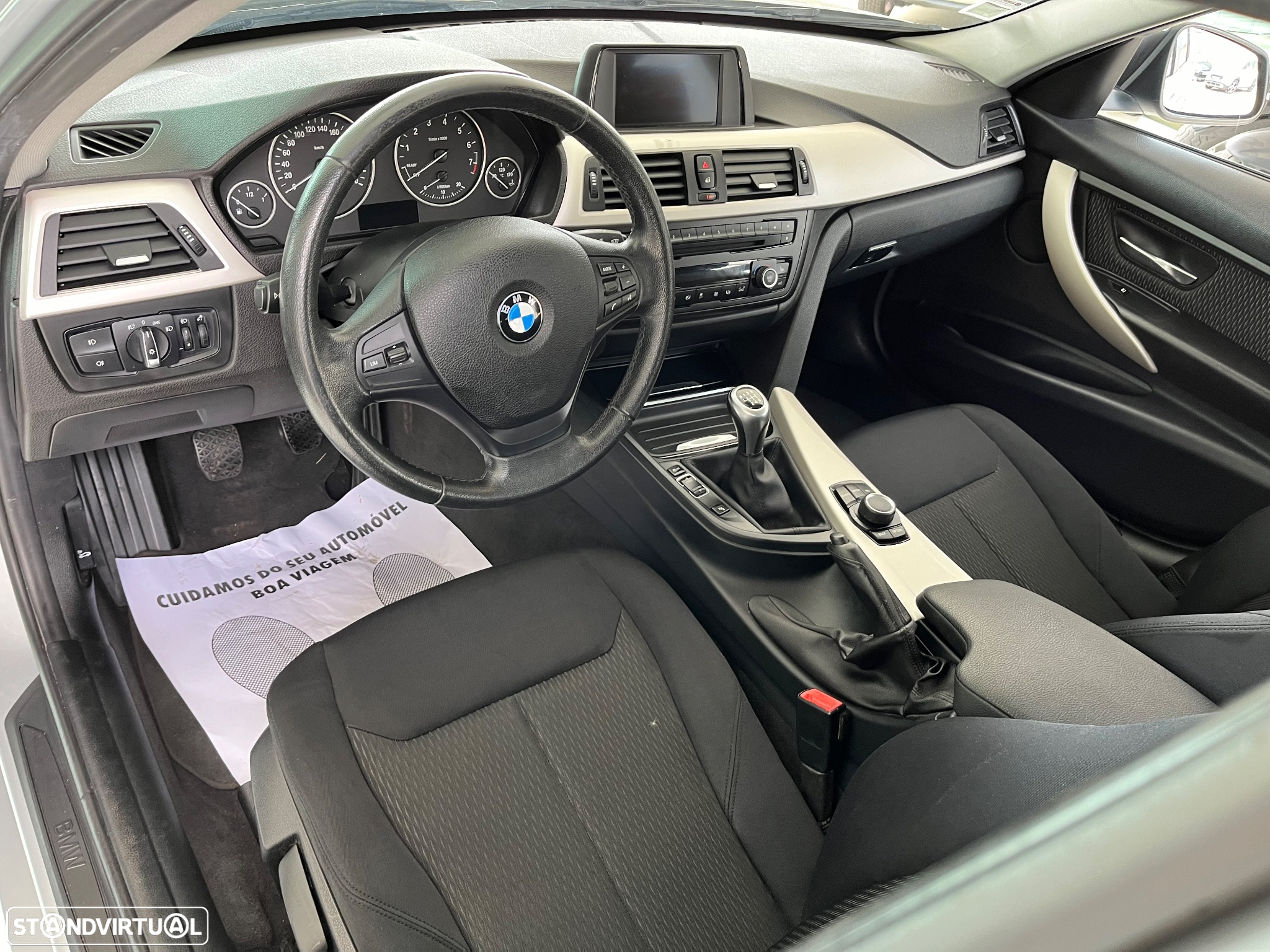 BMW 316 i Touring Line Sport - 10