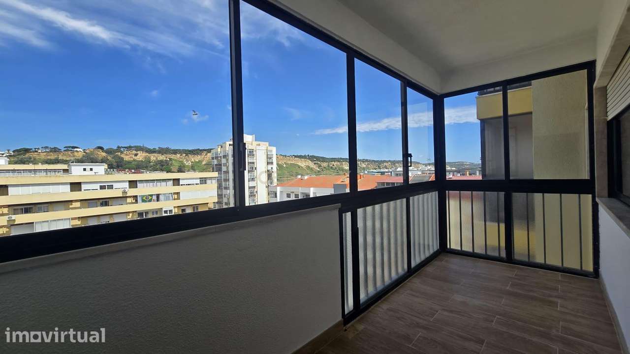 Apartamento T1, totalmente remodelado - Grande imagem: 5/18