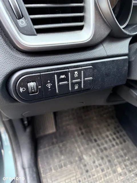 Kia Ceed 1.5 T-GDI M - 7