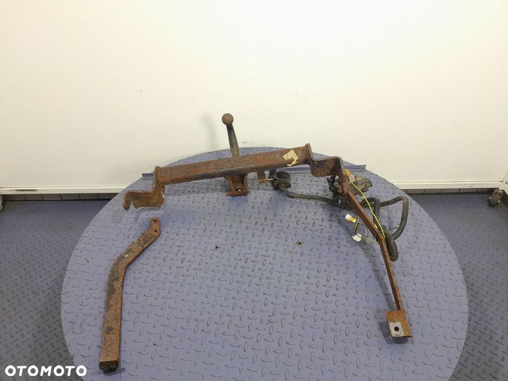 CITROEN C8 I HAK HOLOWNICZY DO PRZYCZEPY - 9