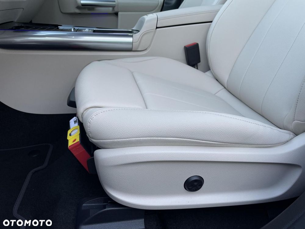 Mercedes-Benz EQA - 12