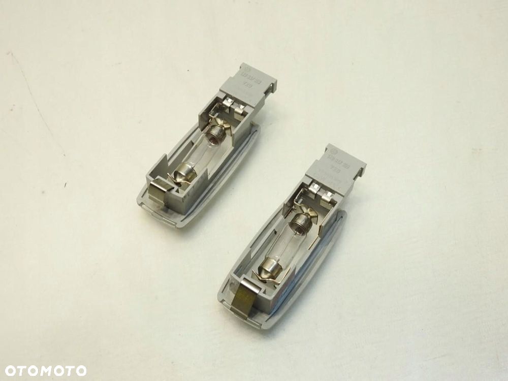 LAMPKA LAMPKI OŚWIETLENIE KABINY SKODA SUPERB II 1K0947109 - 4