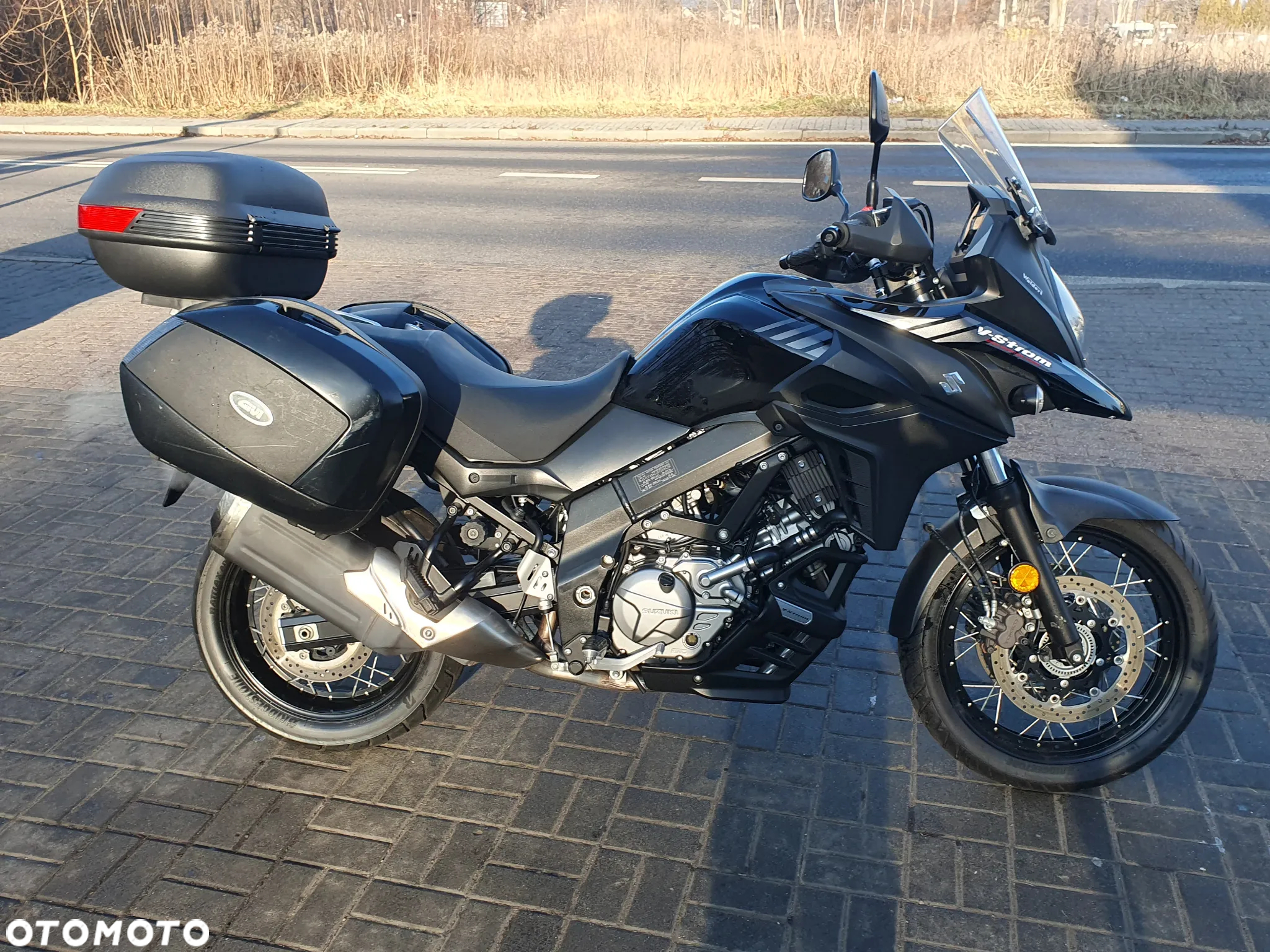 Suzuki V-STROM - 19