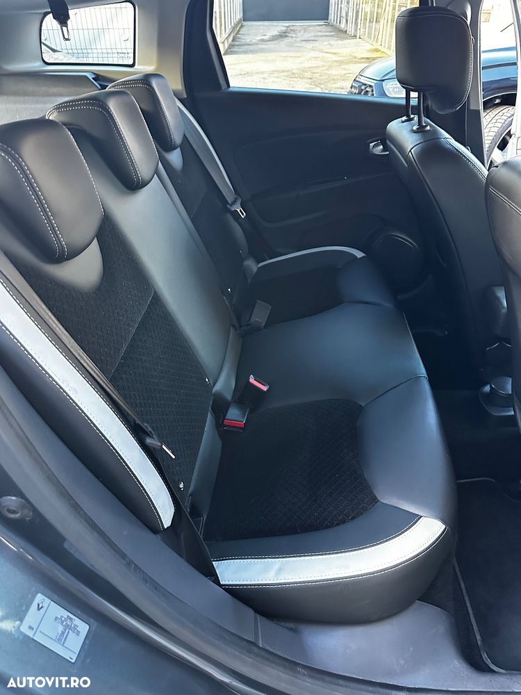 Renault Clio (Energy) dCi 90 Bose Edition - 13