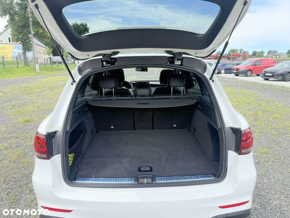 Mercedes-Benz GLC - 22