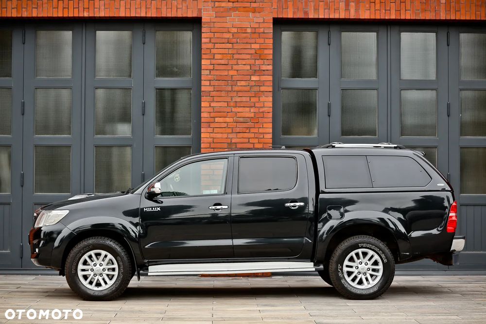 Toyota Hilux 3.0 D-4D Adventure - 14