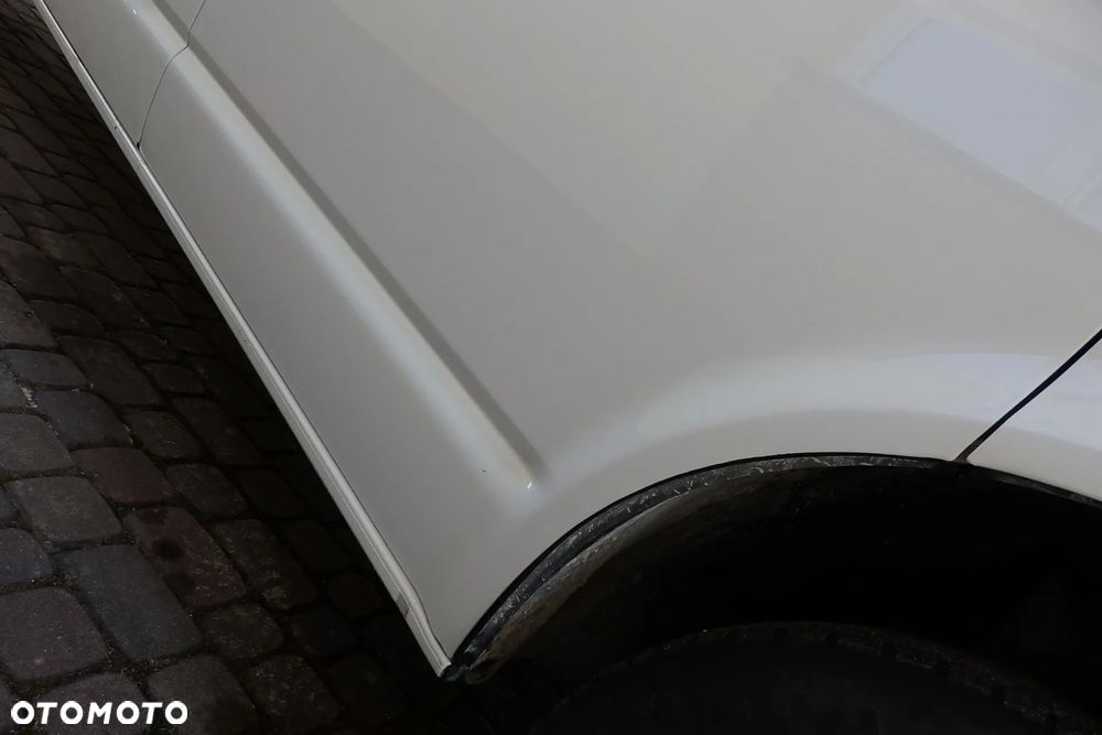 Volkswagen Transporter - 25