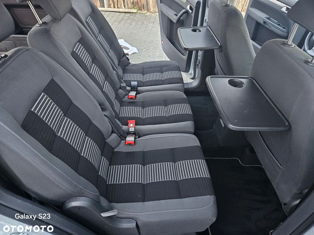 Volkswagen Touran 1.9 TDI DPF United - 21