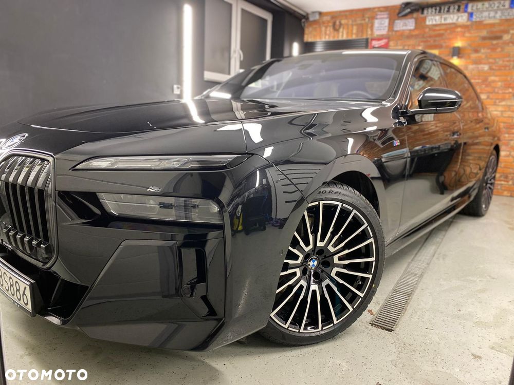 BMW Seria 7 - 23