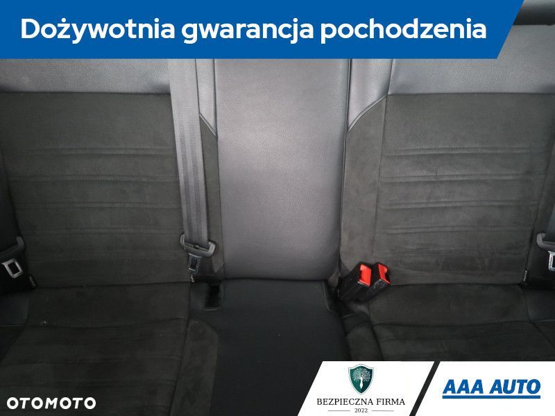 Volkswagen Polo - 11