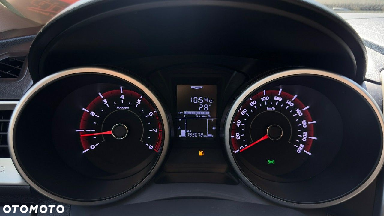 SsangYong/KGM Tivoli - 17