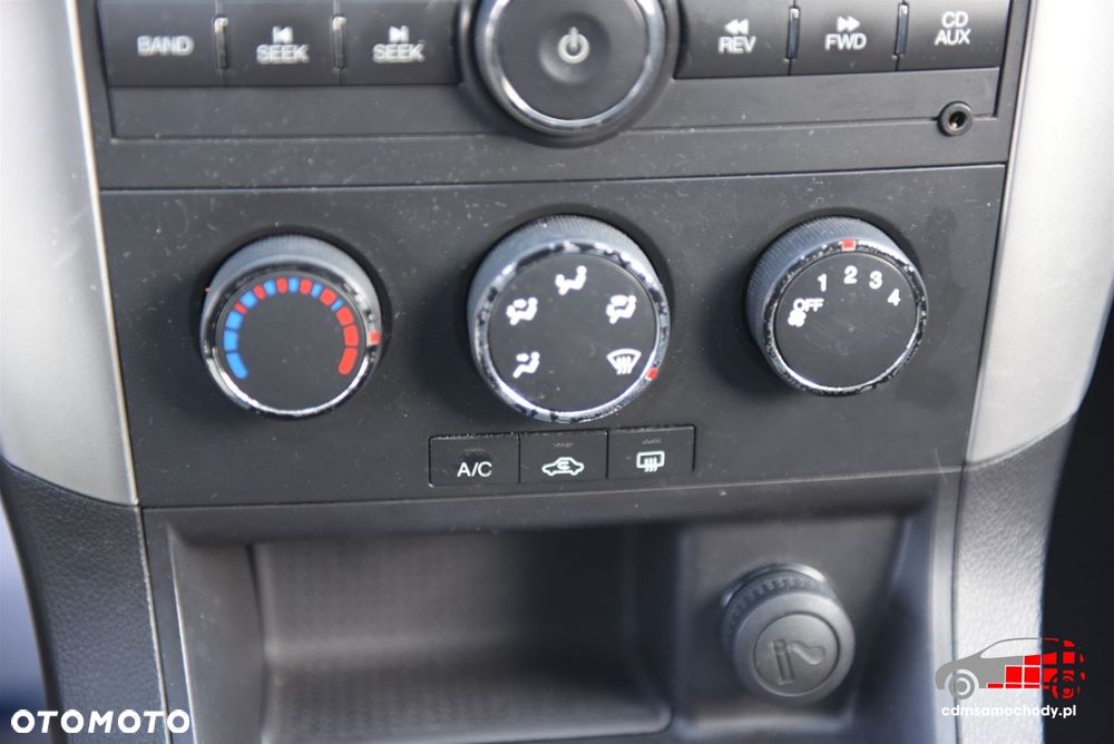 Chevrolet Captiva 2.4 2WD 7 Sitzer LS - 23