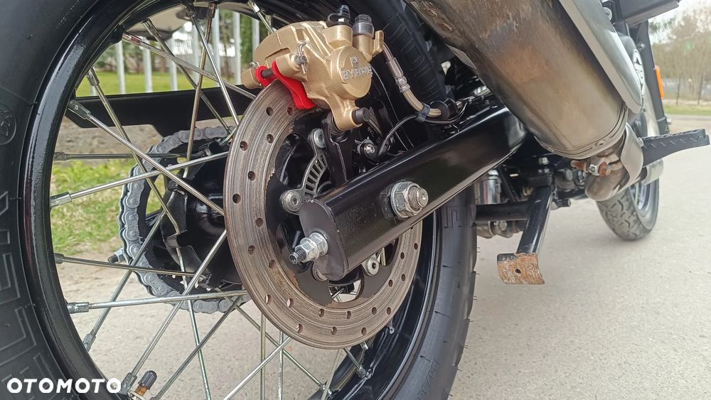 Royal Enfield Himalayan - 11