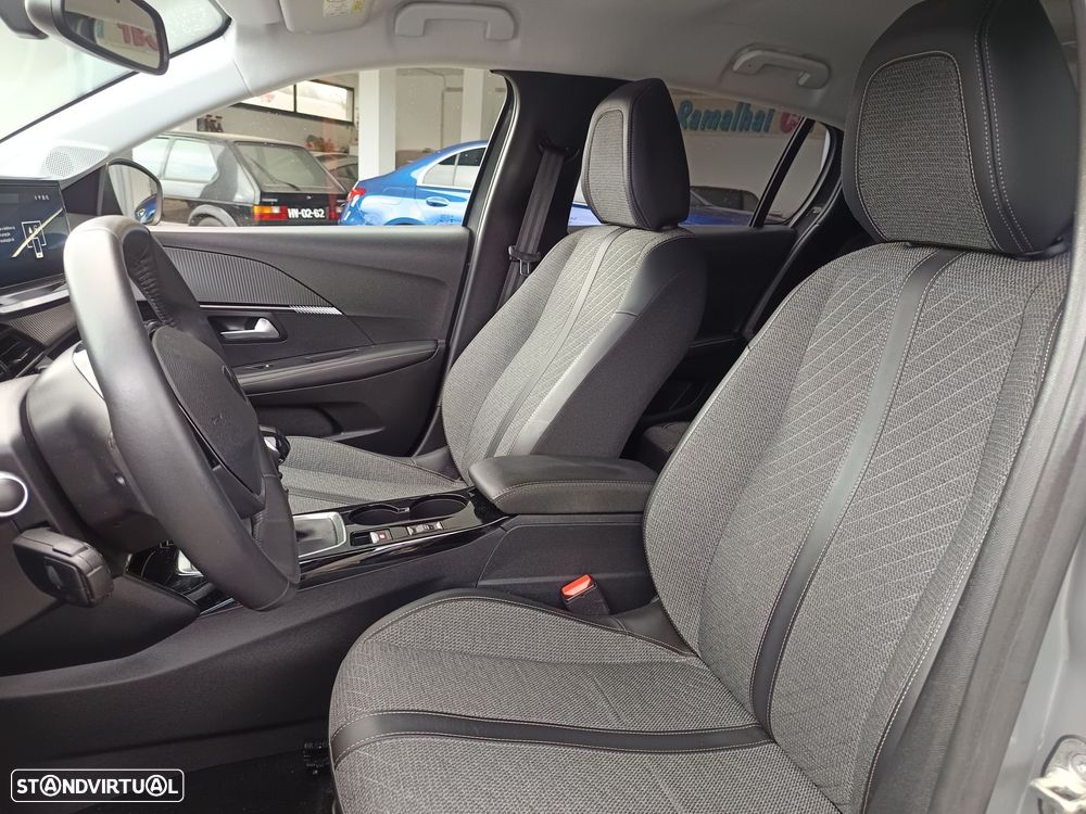 Peugeot 208 PureTech 100 Allure Pack - 33