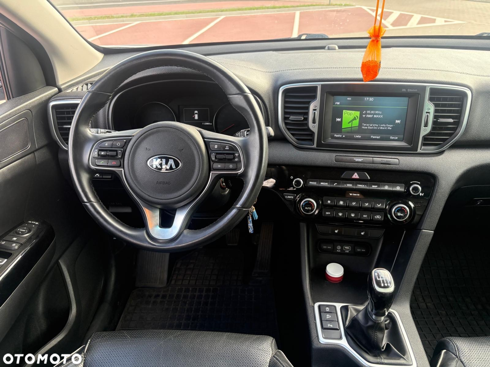 Kia Sportage 1.6 GDI 2WD Black Edition - 12