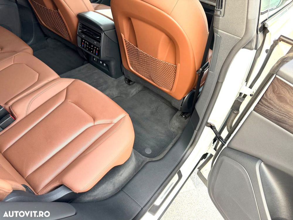 Audi Q8 3.0 55 TFSI quattro Tiptronic MHEV - 29