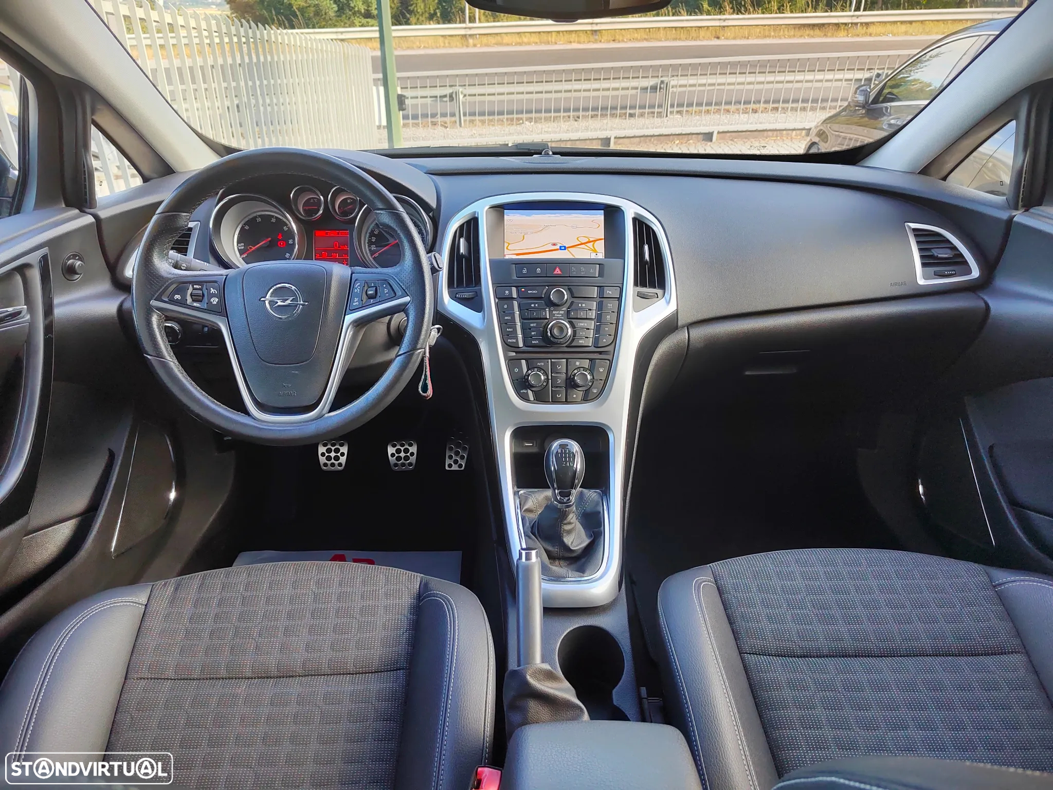 Opel Astra GTC 1.6 CDTi S/S - 7