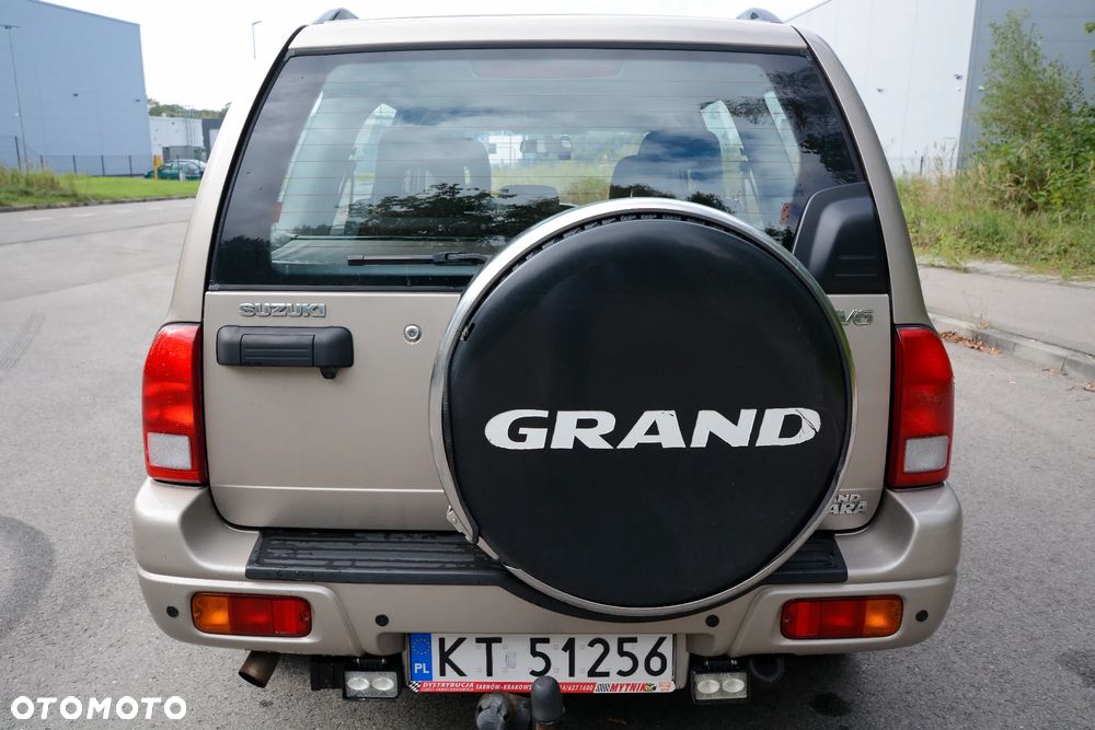 Suzuki Grand Vitara 2.7 V6 - 4