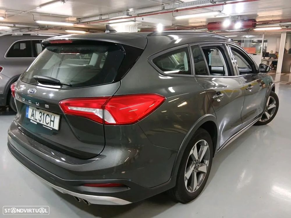 Ford Focus SW 1.5 TDCi EcoBlue Active - 3