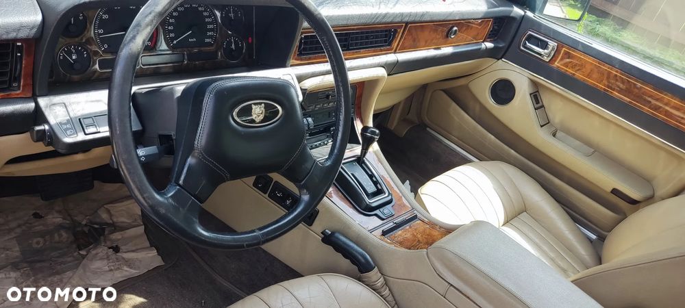 Jaguar XJ XJ6 4.0i - 6