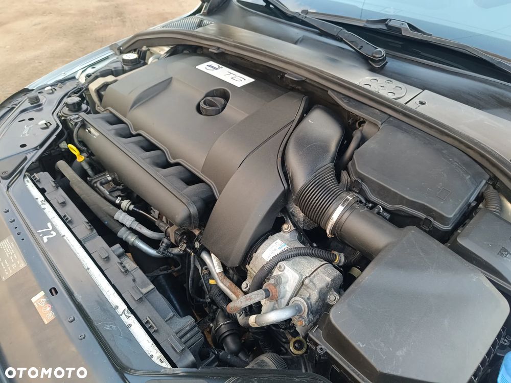 Volvo XC 70 T6 AWD Geartronic Momentum - 20