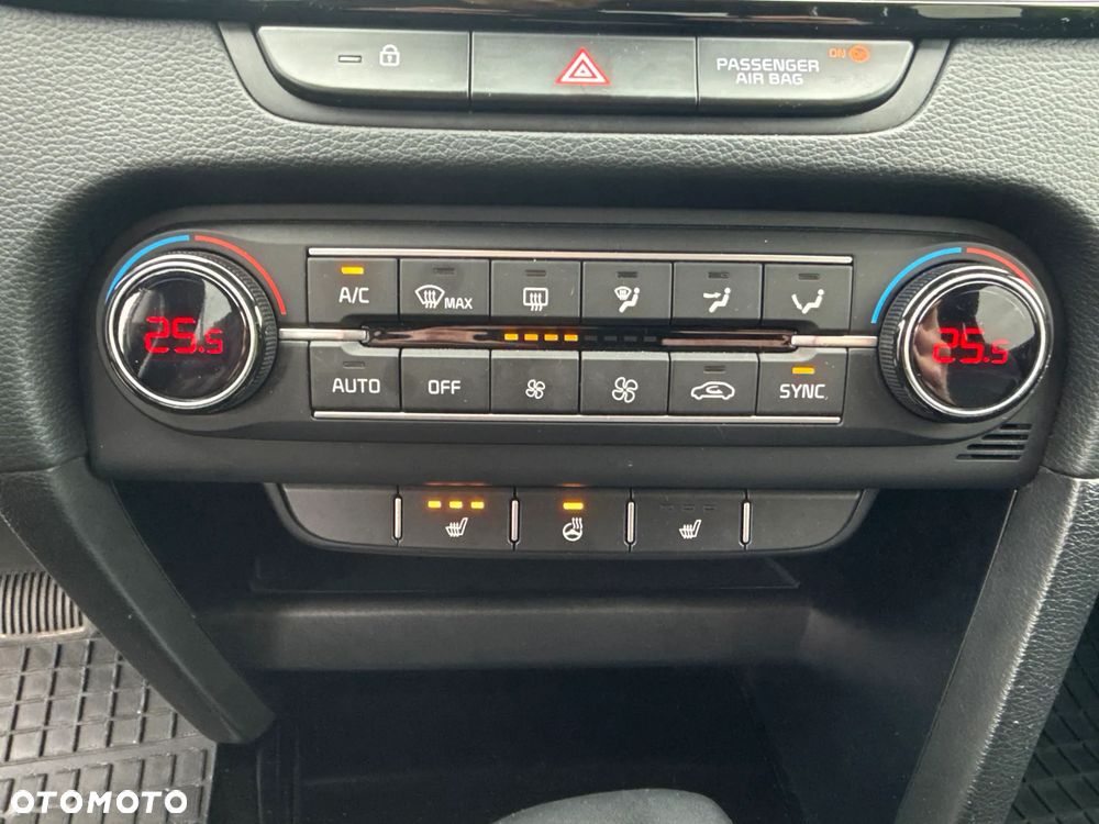 Kia Ceed 1.5 T-GDI Tribute DCT - 29