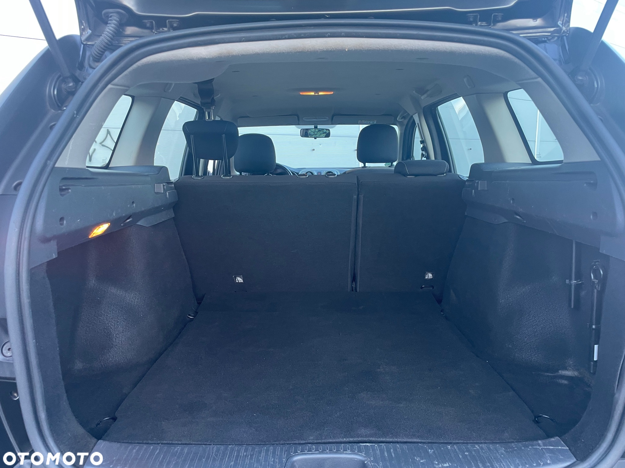 Dacia Logan MCV TCe 90 (S&S) Stepway - 13