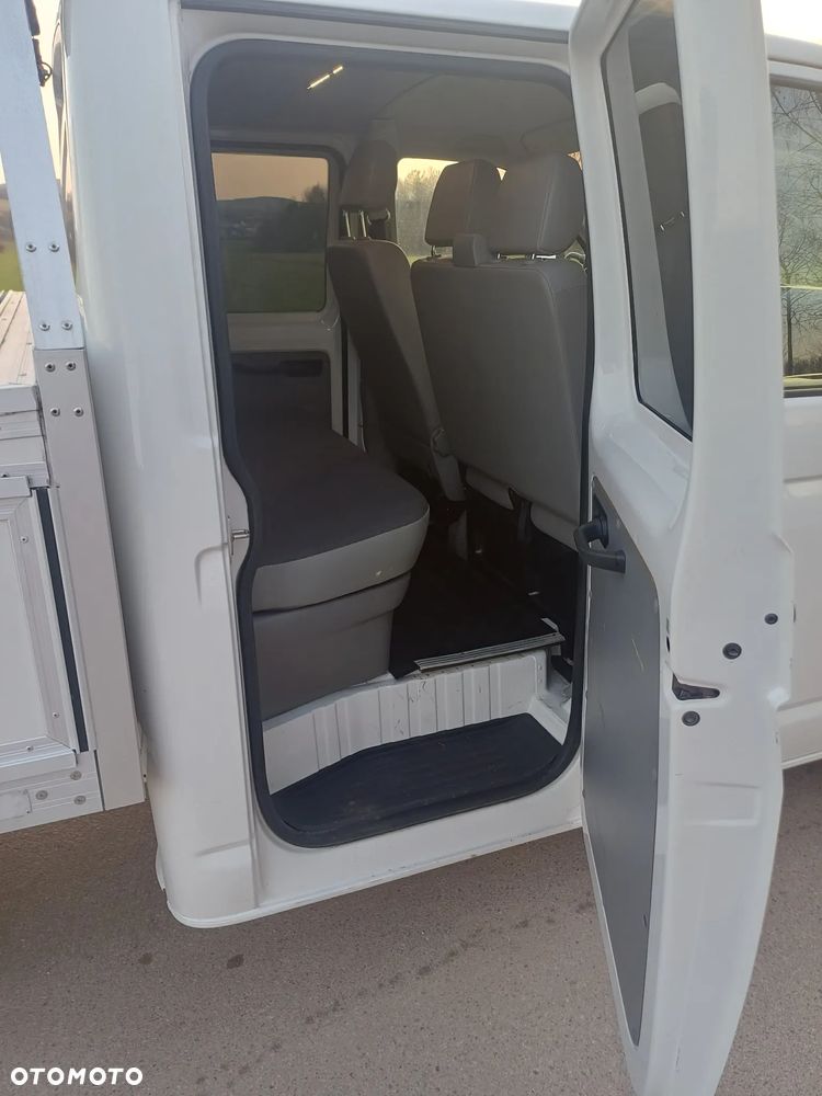 Volkswagen Transporter - 27