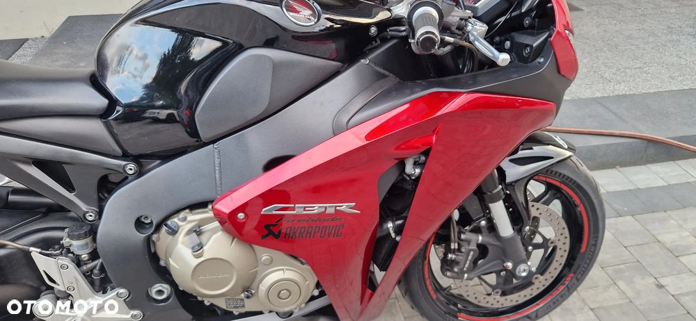 Honda CBR - 3