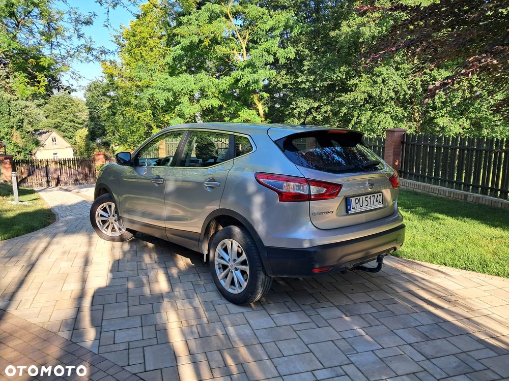 Nissan Qashqai 1.5 dCi N-Connecta - 26