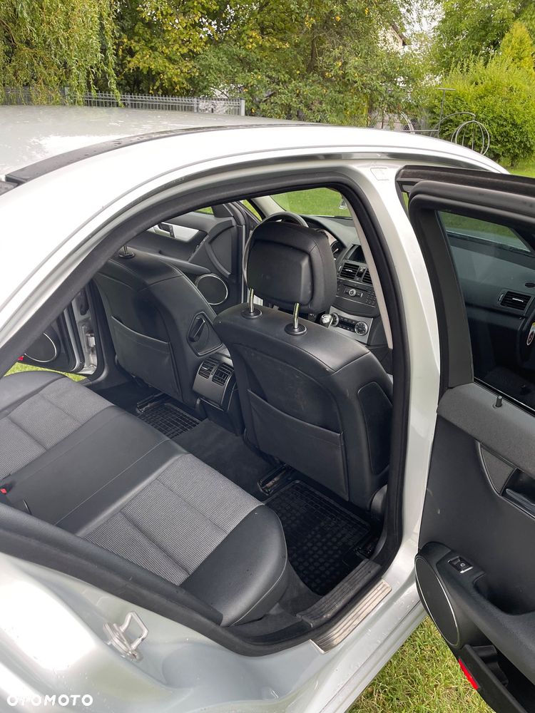 Mercedes-Benz C-Class 2007 photo 4