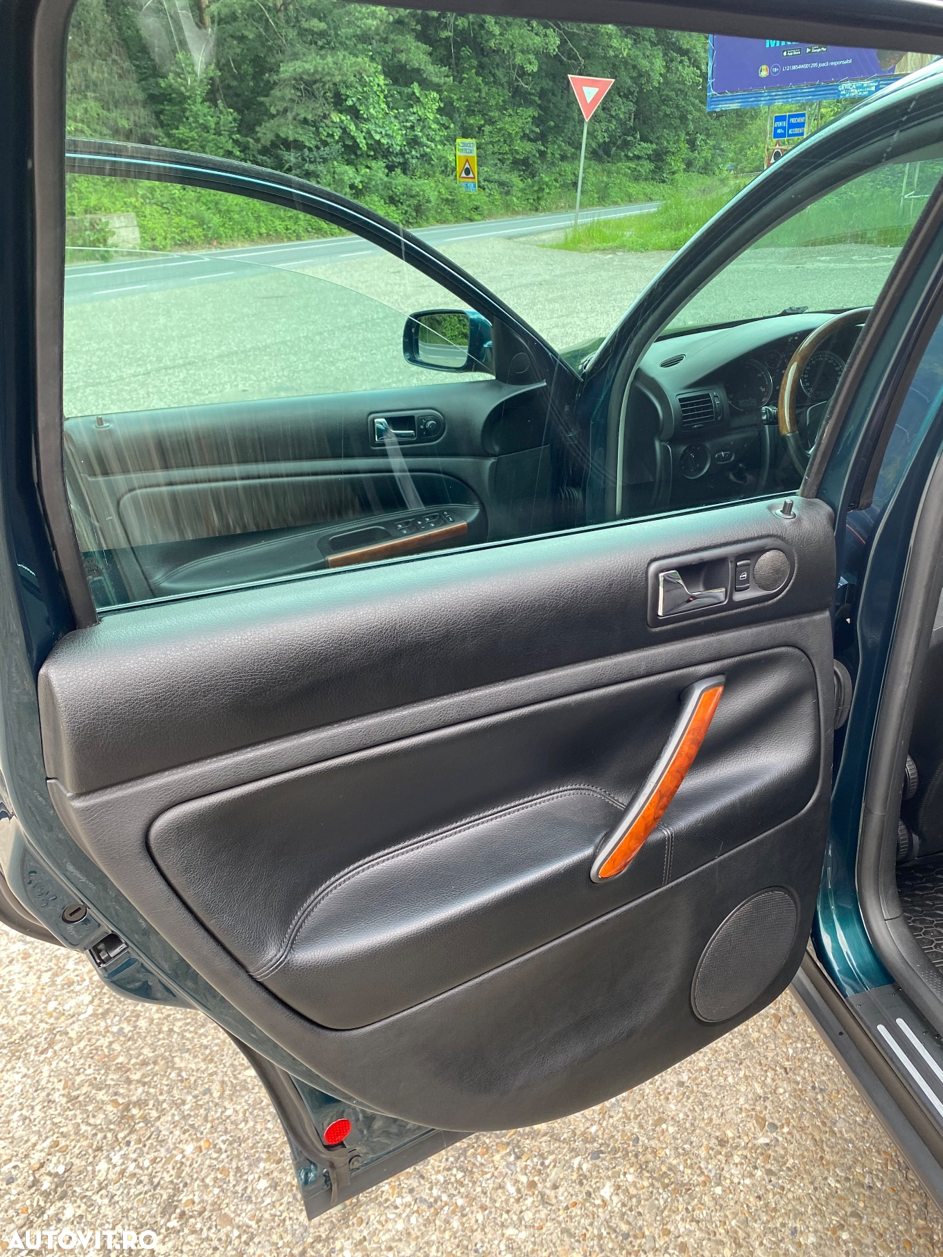 Volkswagen Passat Variant 1.9 TDI Highline - 18