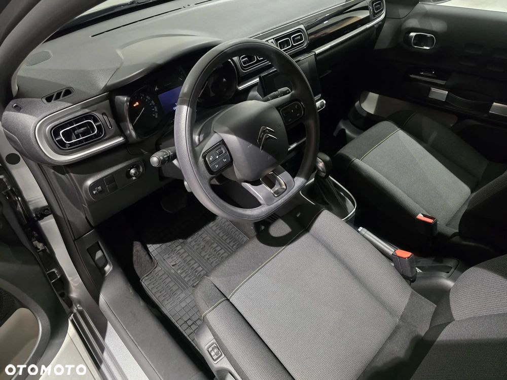 Citroën C3 1.2 PureTech Shine EAT6 - 10