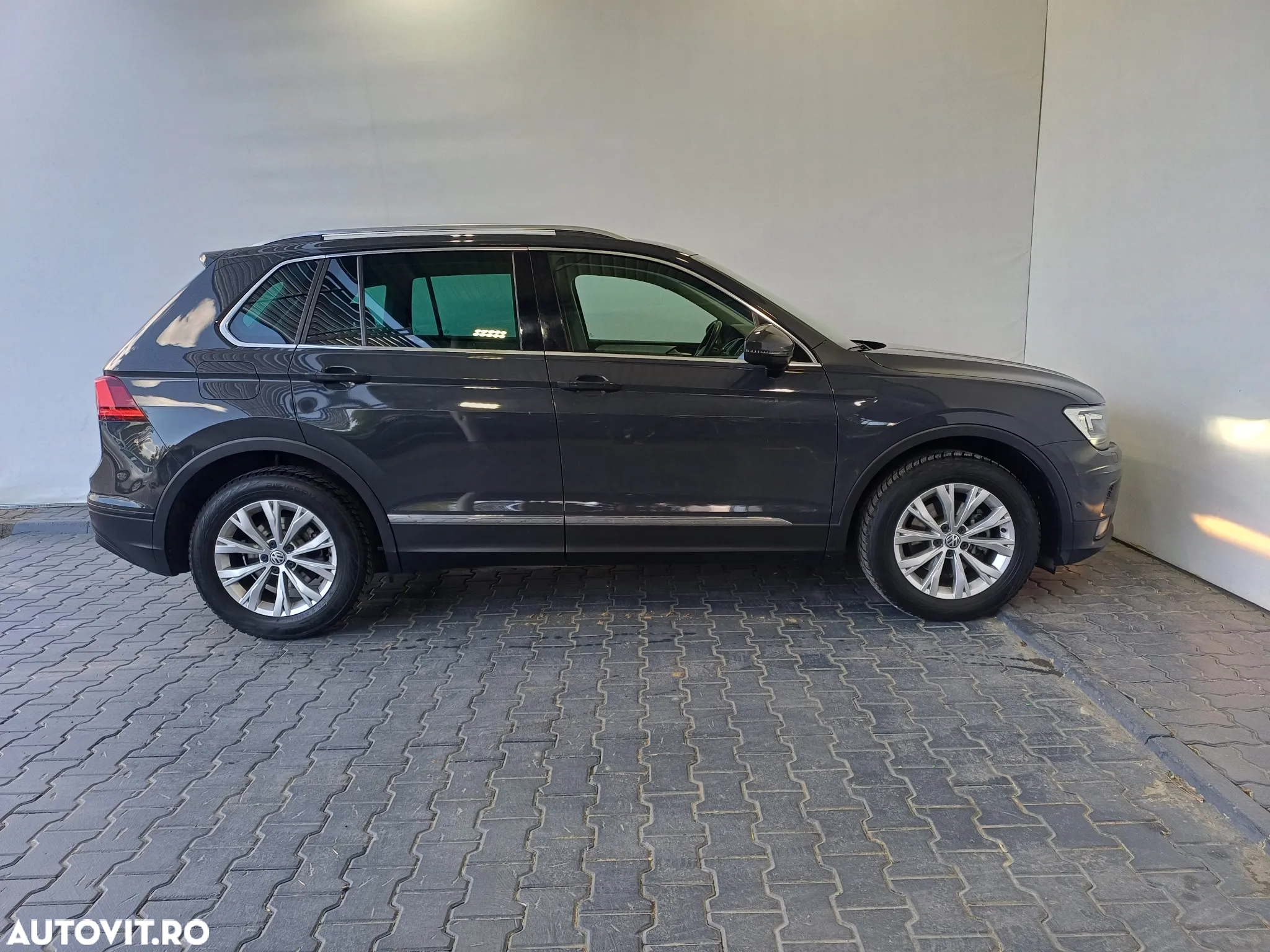Volkswagen Tiguan 1.5 TSI ACT DSG Comfortline - 38