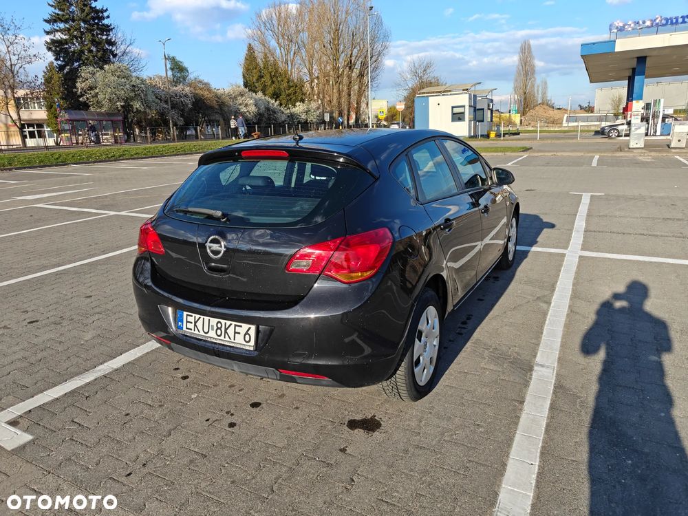 Opel Astra 1.3 CDTI DPF EcoFLEX Start/Stop Active - 4