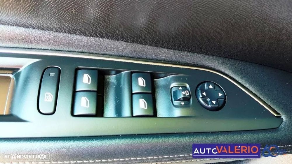 Peugeot 3008 1.5 BlueHDi Allure EAT8 - 29