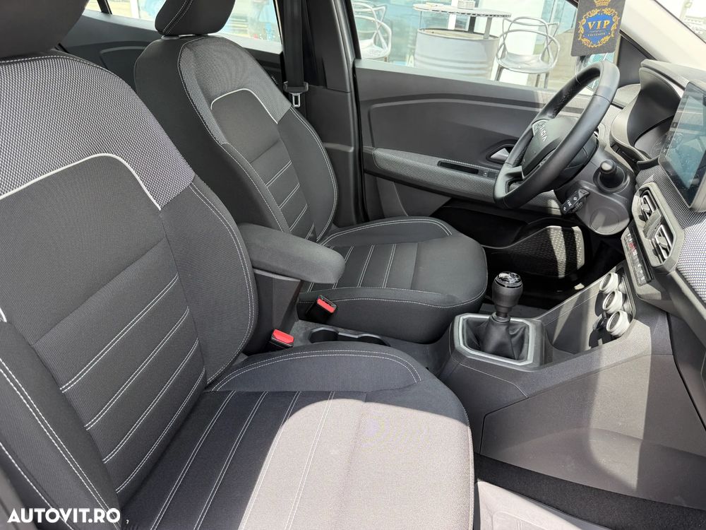 Dacia Logan TCe 90 MT6 Comfort - 13
